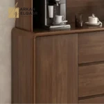 كورنر كوفي من الخشب والزجاج بتصميم عصري متعدد الاستخدامات، يوفر مساحة للعرض والتنظيم ويتوفر بعدة عروض ليناسب المساحات المختلفة.