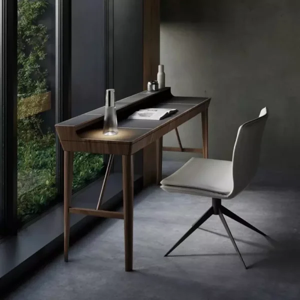 مكتب مودرن بتصميم راقي وجودة عالية