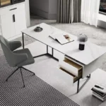 مكتب عصري مميز بتصميم فريد