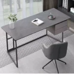 مكتب عصري مميز بتصميم فريد