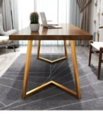 مكتب فخم بتصميم عصري فاخر