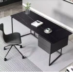 مكتب عصري مميز بتصميم فريد