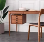 مكتب وكرسي حديث بتصميم عصري