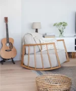 كرسي هزاز خشب حديث