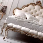 ⁦غرفة نوم كاملة بطابع ملكي فاخر – تشمل سرير وتسريحة وكومودينات – تصميم مميز وتشطيب راقٍ⁩ - الصورة ⁦5⁩