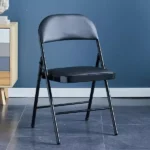 كرسي مفرد بتصميم مميز