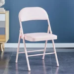 كرسي مفرد بتصميم مميز