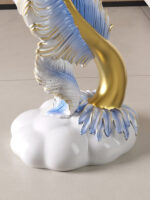 ⁦طاولة خدمة مزودة بشاحن وتصميم كلاسيكي⁩ - الصورة ⁦5⁩