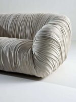 ⁦كنبة بتصميم مميز انيق⁩ - الصورة ⁦2⁩