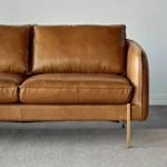 ⁦كنب مودرن جلد ثلاثي المقاعد بتصميم جورديان⁩ - الصورة ⁦4⁩