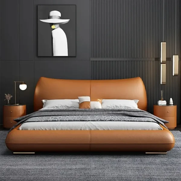 سرير جلد بتصميم مميز فاخر
