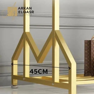 علاقة ملابس حديدية