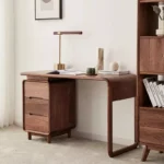 مكتب مودرن خشبي مع كرسي 