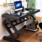 مكتب معدني بتصميم زجاجي