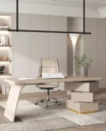 مكتب بتصميم متدرج حديث