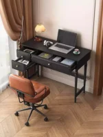 مكتب مودرن مع كرسي جلد