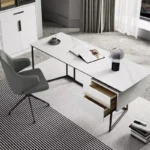 مكتب بسيط بدرج جانبي بتصميم عصري
