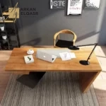 مكتب مائل بتصميم خشبي فاخر