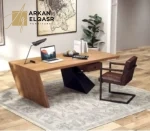 مكتب مائل بتصميم خشبي فاخر