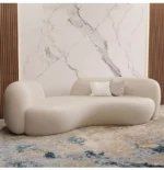 ⁦كنب فاخر بطابع مريح – تصميم واسع بتنجيد ناعم – قاعدة خشبية متينة وألوان مميزة⁩ - الصورة ⁦5⁩