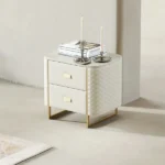 سرير اوروبي بتصميم حديث مع 2 كومودينة