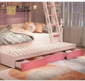 سرير أطفال كوين فاخر – تصميم فاخر مبطن – قاعدة خشبية متينة – متوفر بألوان متعددة