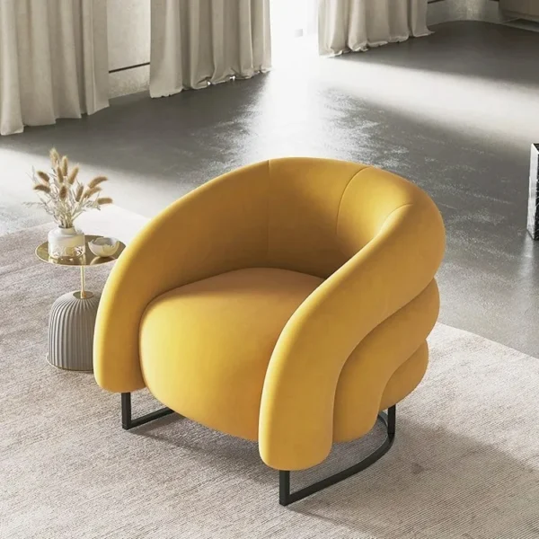 كرسي مفرد بتصميم فاخر