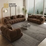 كنب بتصميم هندسي أنيق – راحة فائقة وتنجيد فاخر – لمسة فخمة لغرفة المعيشة العصرية