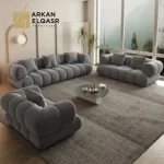 كنب بتصميم هندسي أنيق – راحة فائقة وتنجيد فاخر – لمسة فخمة لغرفة المعيشة العصرية