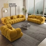 كنب بتصميم هندسي أنيق – راحة فائقة وتنجيد فاخر – لمسة فخمة لغرفة المعيشة العصرية