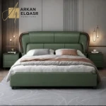 سرير نوم من جلد مع كمودينة