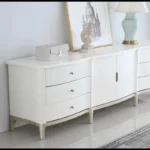 ⁦غرفة نوم كلاسيكية فاخرة بأناقة لا تضاهى⁩ - الصورة ⁦16⁩