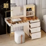 طاولة تسريحة متعددة المزايا