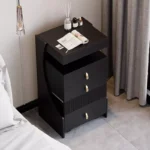 طاولة تزيين بتصميم متداخل