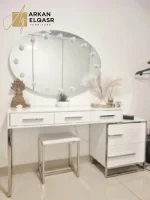 طاولة تسريحة بتصميم مميز