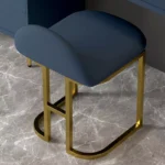 ⁦طاولة تسريحة مع كرسي ومرأة⁩ - الصورة ⁦3⁩