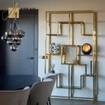 وحدة رفوف ديكور بتصميم هندسي مودرن