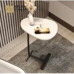 طاولة جانبية