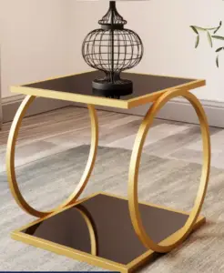 طاولة خدمة جانبية بخامات متنوعة