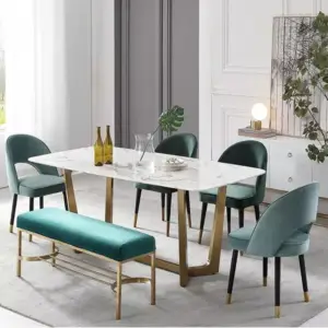 طاولة طعام رخام بلمسة الاستيل الفاخر