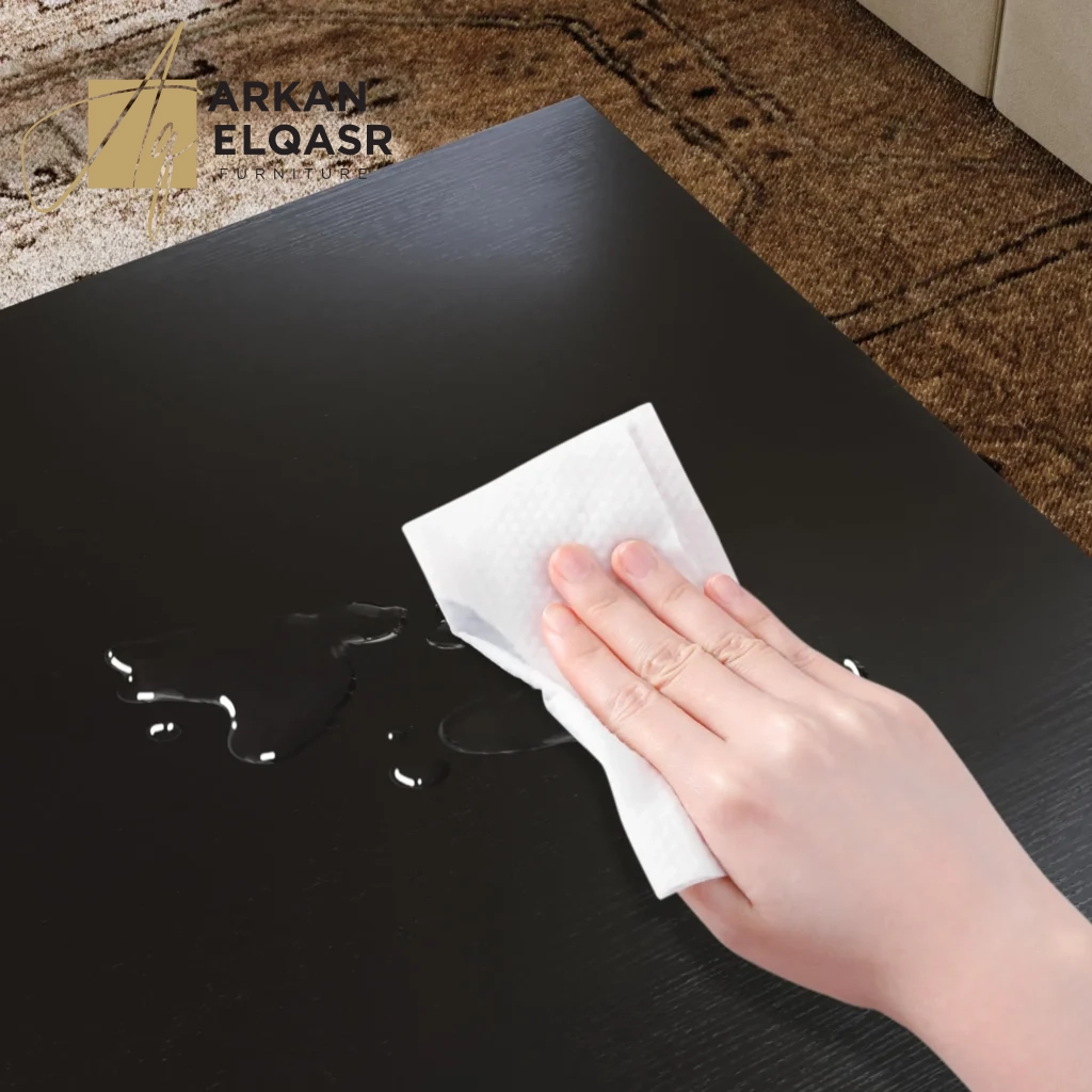 طقم طاولات بتصميم عصرى حديث