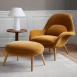 كرسي استرخاء بتصميم شيك مع مسند للقدم