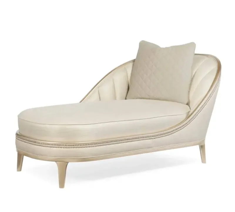 كرسي استرخاء كلاسيك امريكى التصميم