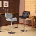 كرسي بار مميز من الفولاذ و الجلد الفاخر