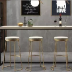 كرسي بار دائرى من الاستيل المذهب