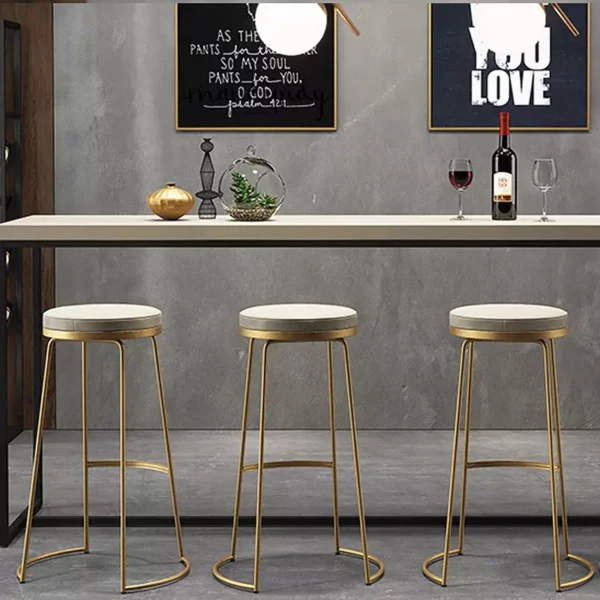 كرسي بار دائرى من الاستيل المذهب