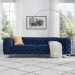 كنبة مخملية ثلاثية بتصميم شيك