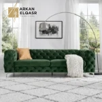 كنبة مخملية ثلاثية بتصميم شيك