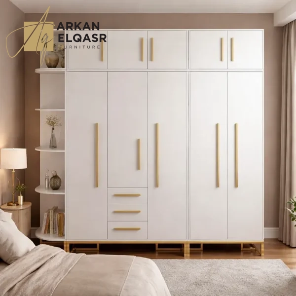 خزانة ملابس بتصميم متعدد المزايا