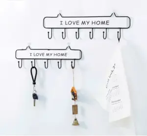 ديكور ثلاثة قطع علاقيات مختلفه الالوان
